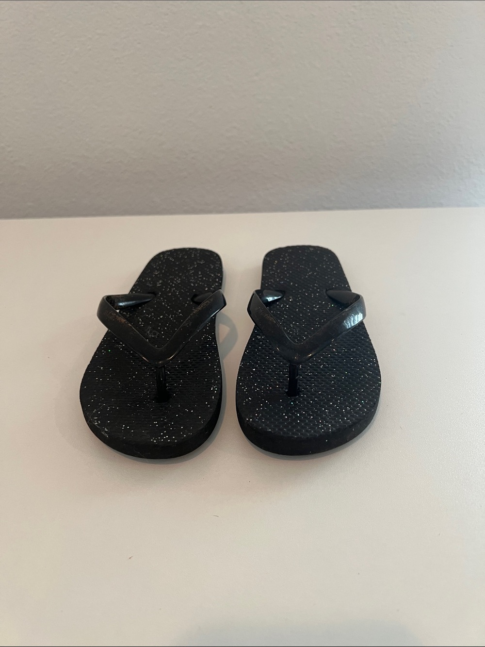 Source Unknown Black Glitter Kids Flip Flops